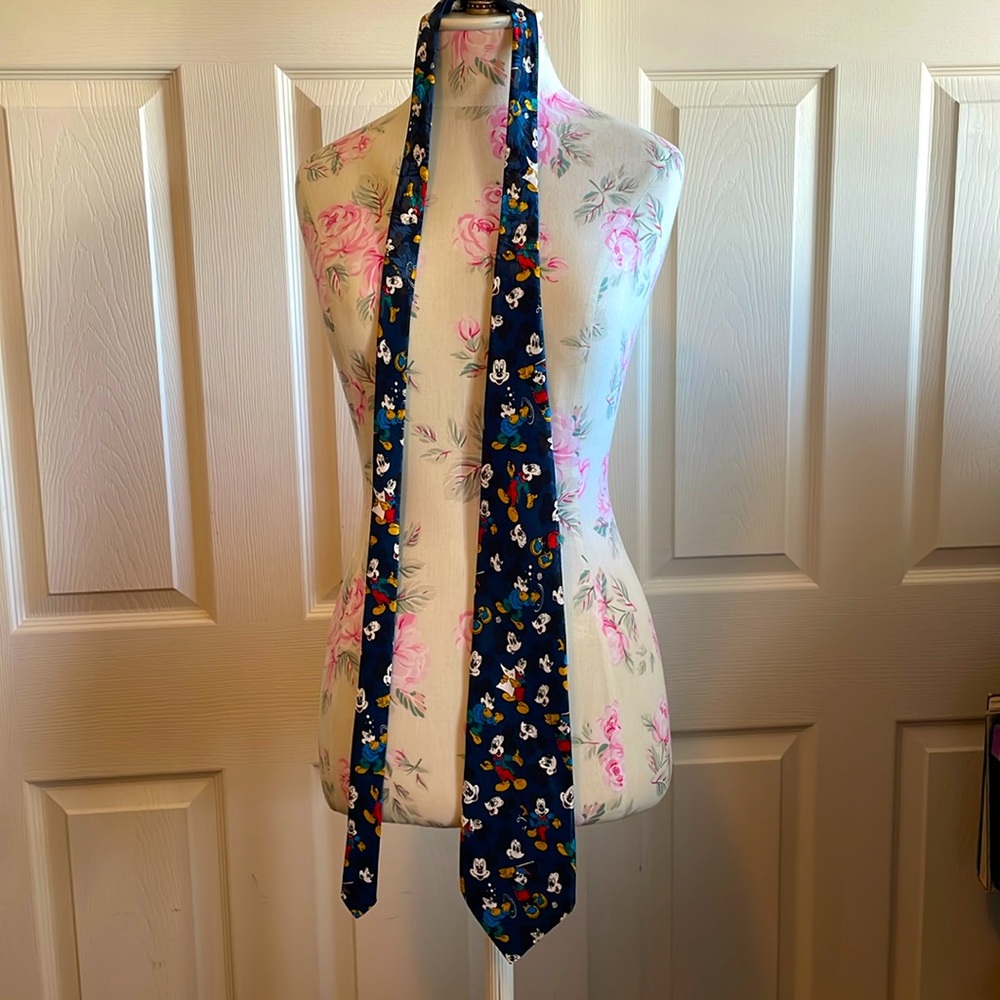 Men’s Mickey Mouse Tie